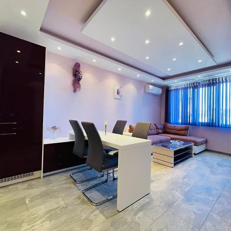 Апартамент Чаролит / Apartment Charoite Burgas City Exterior foto