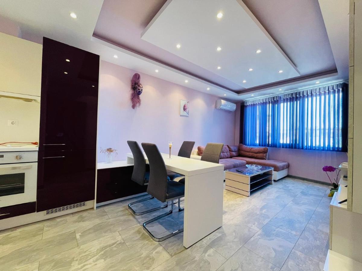 Апартамент Чаролит / Apartment Charoite Burgas City Exterior foto