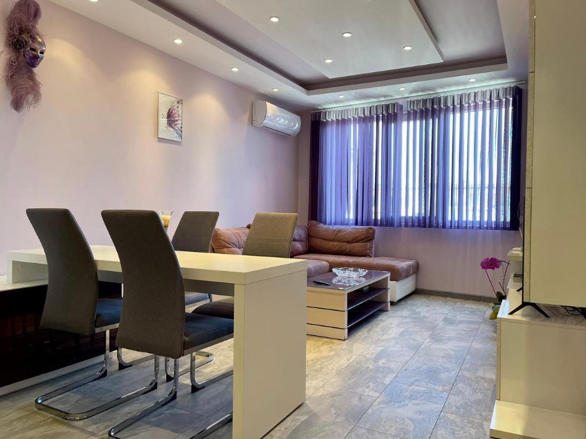 Апартамент Чаролит / Apartment Charoite Burgas City Exterior foto